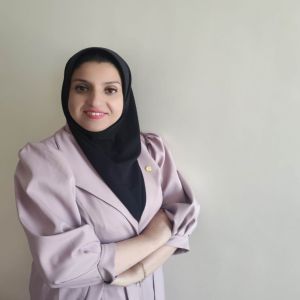 ایلناز عابدینی